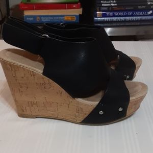 Chinese laundry black wedge heels 7.5
